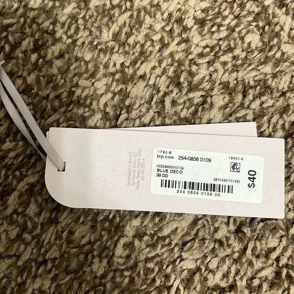 Ambrielle 38 DD bra - Picture 6 of 6